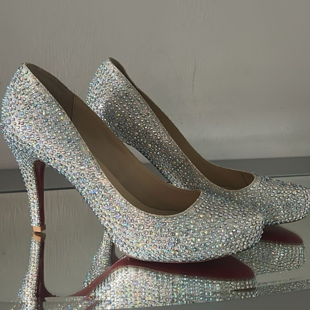 Aurora Boreale Crystal red bottoms high heels Size 40 (US 9)
